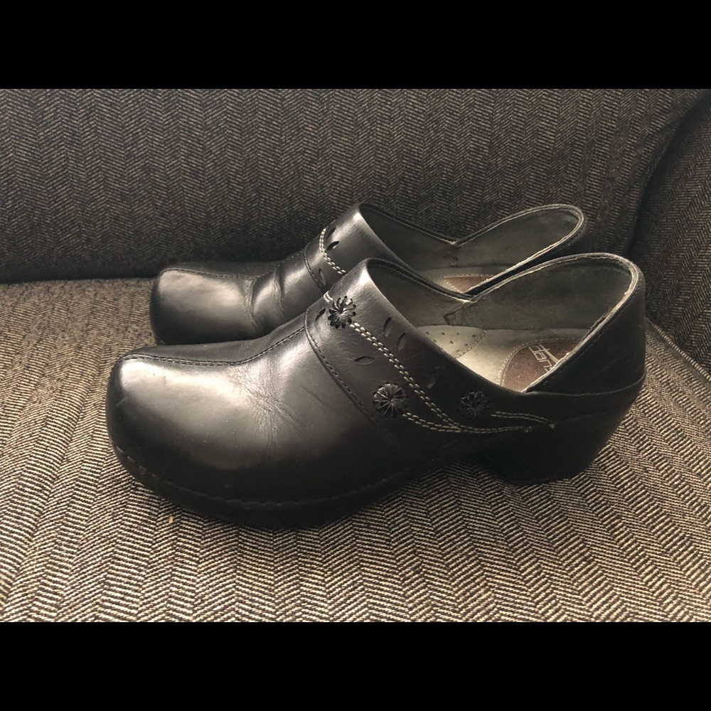 Dansko shoes! ✨